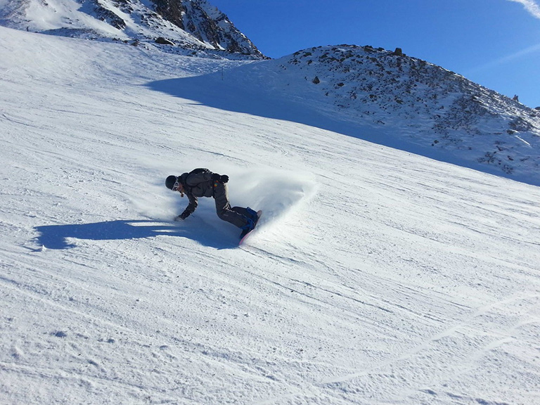 Ohne Beschneiung funktioniert alpines Skifahren nicht mehr. Mittelfristig braucht es im Wintersport neue Angebote. © Wikimedia
