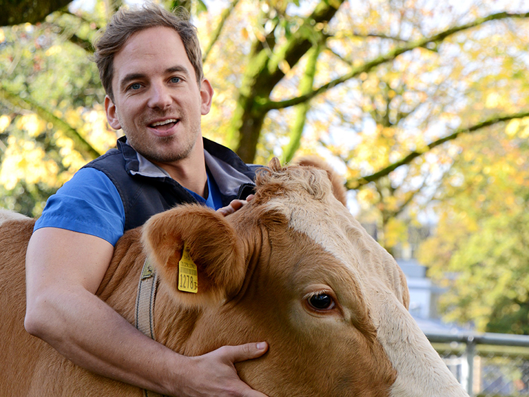 Gegen Antibiotikaresistenzen bei Mensch und Tier