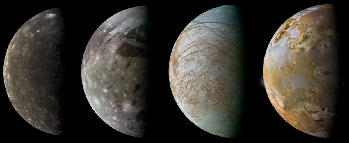 Einige der Monde, mit denen sich Audrey Vorburger beschäftigt: Aufnahmen der NASA-Raumsonde Galileo von den Galileischen Monden, den vier grössten Monden des Jupiters: Kallisto, Ganymed, Europa und Io (v.l.n.r.). © NASA / JPL / Ted Stryk