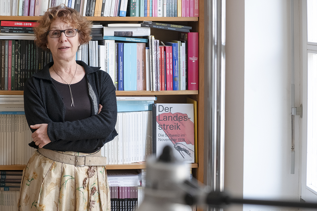 «Das Image der Schweiz drohte international Schaden zu nehmen», sagt Historikerin Brigitte Studer zur späten Einführung des Frauenstimmrechts. Universität Bern / Bild: Vera Knöpfel