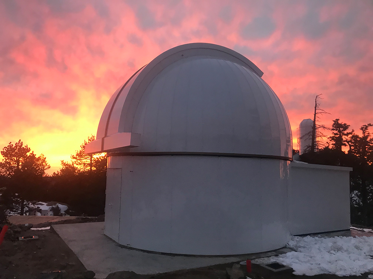 Die Kuppel des SAINT-EX Teleskops in Mexiko