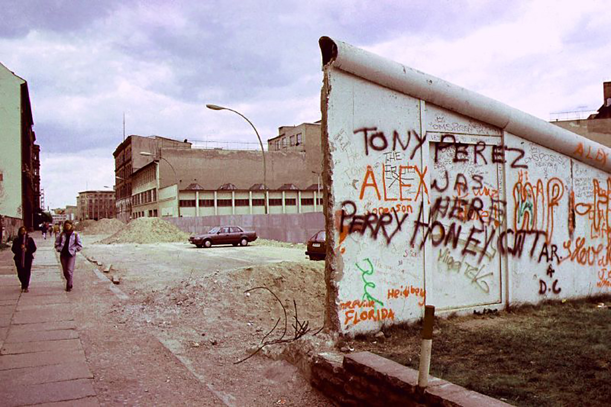 Mit der Berliner Mauer fiel 1989 das Symbol für das geteilte Europa.