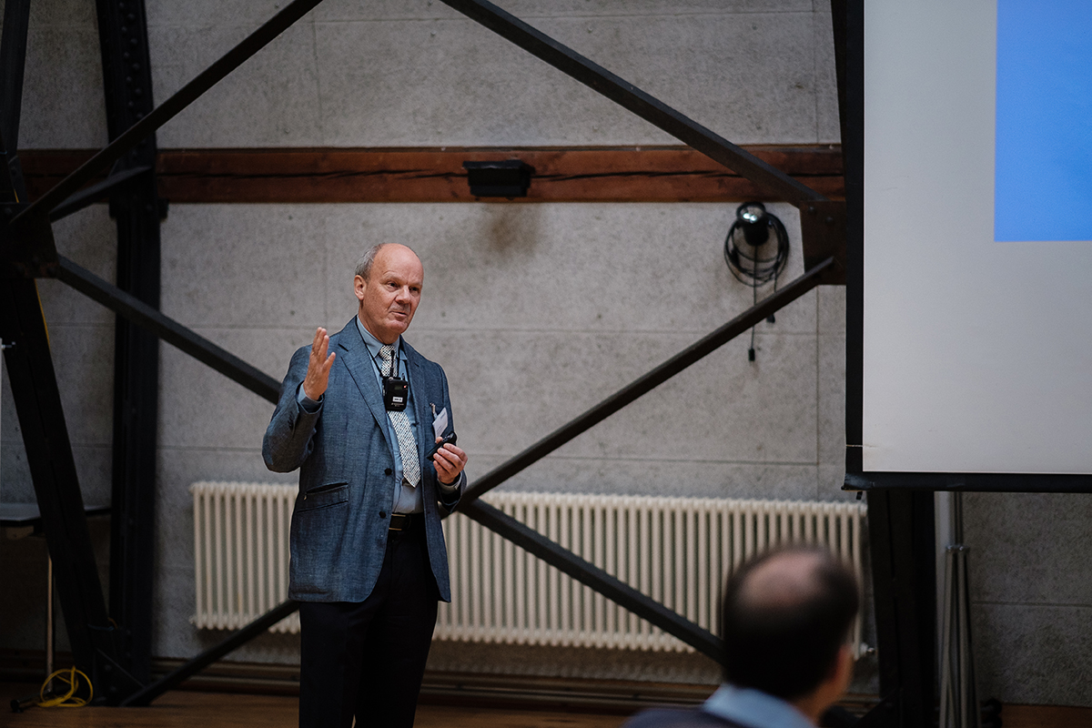 Bruno Stieger während seines Vortrags. © Pascal Gugler