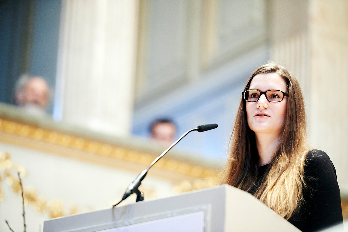 Pia Portmann vom Vorstand der StudentInnenschaft der Universität Bern (SUB)