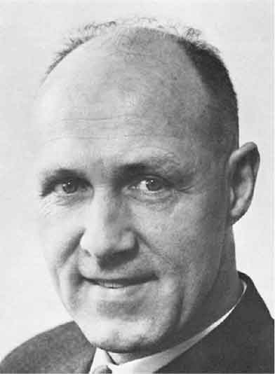 Erich Gruner (1915-2001) gründete zusammen mit Peter Gilg (1922-2006) Année Politique Suisse.