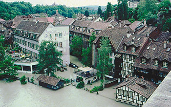 Dorf mit überfluteten Strassen