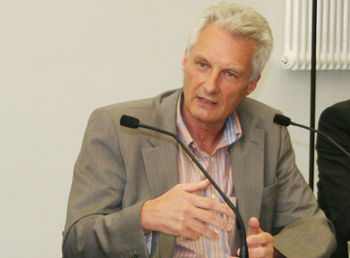 Rektor Martin Täuber verteidigt die Volluniversität: «Wir sind auf alle Disziplinen der Wissenschaft angewiesen.»