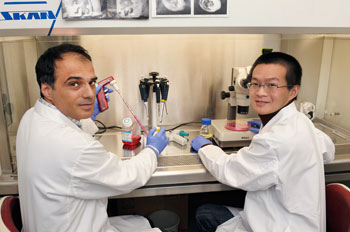 Das sind die Berner Gewinner: Stefano Di Santo (links) und Yang Zijiang (rechts). (Bild: Susi Bürki/zvg)