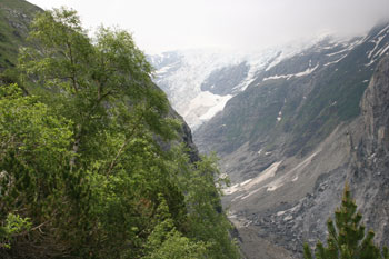 Aussicht vom dritten Infostandort aus auf Grindelwaldgletscher und Gletschersee