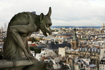 Monster an der Notre-Dame