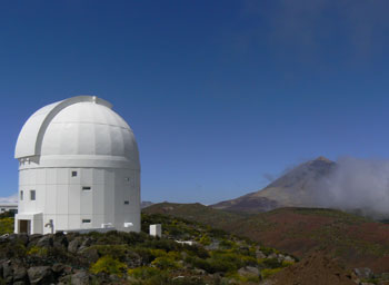 Die Sternwarte auf der Kanarischen Insel ist einer der Arbeitsorte der Berner Astronomen. (Bilder:zvg)