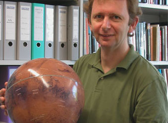 Nicolas Thomas