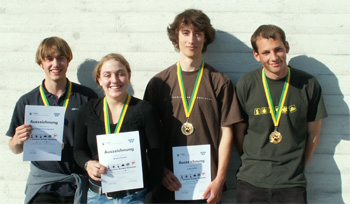 Haben das Ticket nach Peking in der Tasche (v.li.n.re.): Christoph Schweingruber, Mirjam Straubli, Jonas Helfer und Jacques Emmenegger.