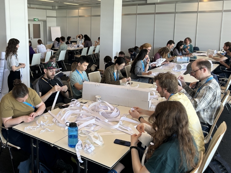 Kreative Wissenschaftlerinnen und Wissenschaftler in Burkhards Workshop