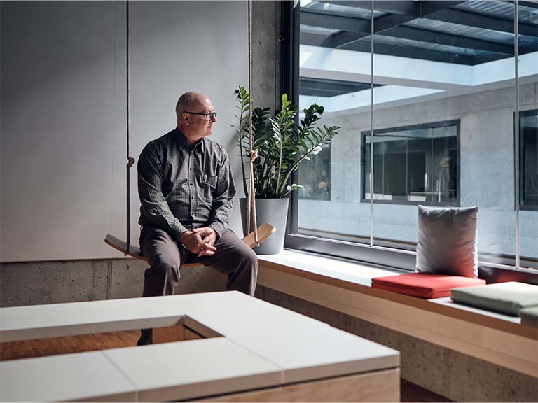 Staying mentally healthy at work – what you need to do