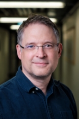 Porträt Jonas Kühn