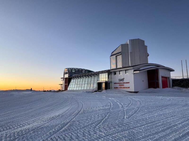 Das Doğu Anadolu Gözlemevi (Ostanatolisches Observatorium, kurz DAG) ist das neue nationale Observatorium der Türkei. Bild: Jonas Kühn
